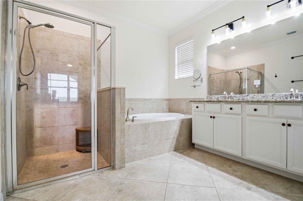 For Sale: $750,000 (4 beds, 3 baths, 2267 Square Feet)
