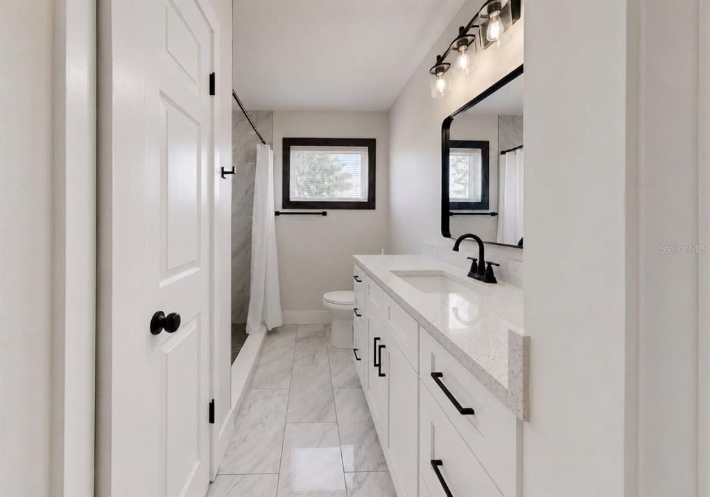 En Venta: $284,999 (3 camas, 2 baños, 1180 Pies cuadrados)