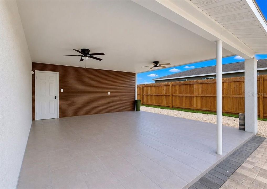 En Venta: $284,999 (3 camas, 2 baños, 1180 Pies cuadrados)