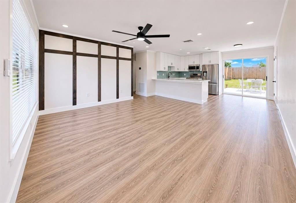 En Venta: $284,999 (3 camas, 2 baños, 1180 Pies cuadrados)