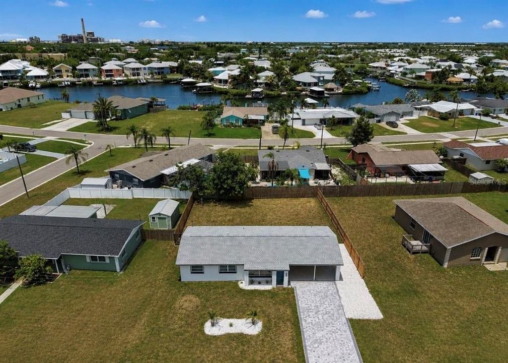 En Venta: $284,999 (3 camas, 2 baños, 1180 Pies cuadrados)