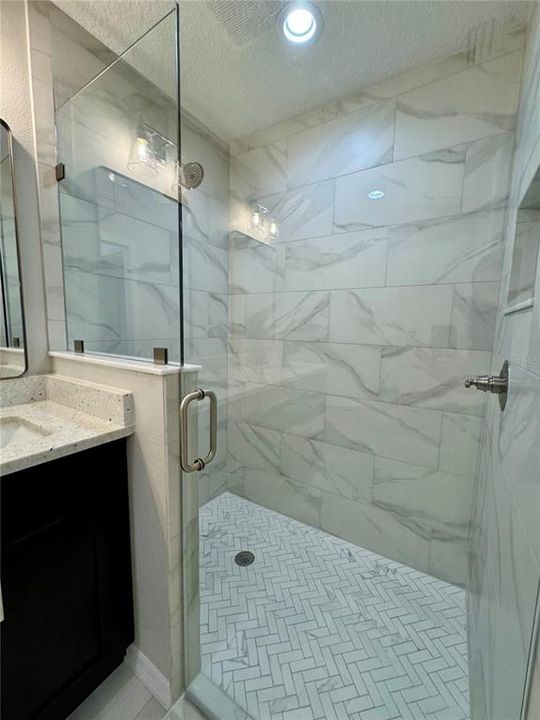 For Sale: $289,000 (3 beds, 2 baths, 1377 Square Feet)