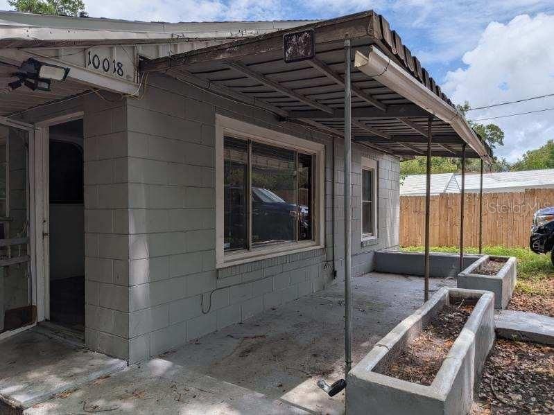 For Sale: $174,900 (2 beds, 1 baths, 576 Square Feet)