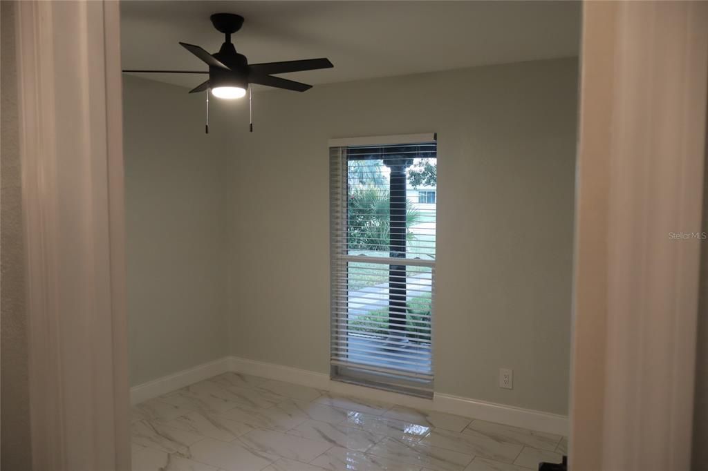 For Sale: $725,000 (3 beds, 2 baths, 1590 Square Feet)