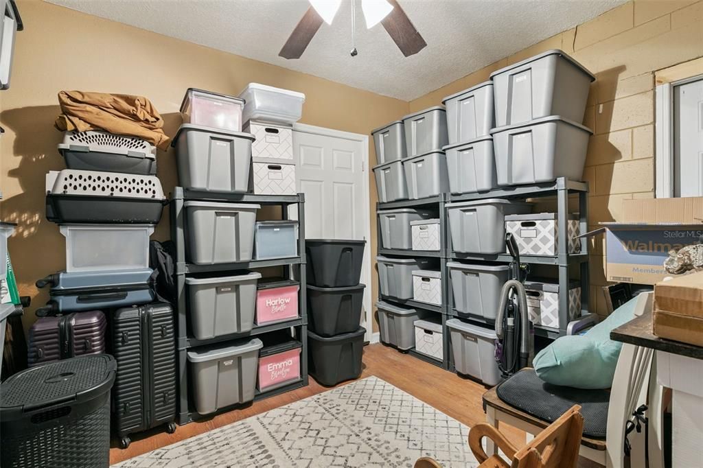 Activo con contrato: $314,999 (3 camas, 2 baños, 1066 Pies cuadrados)