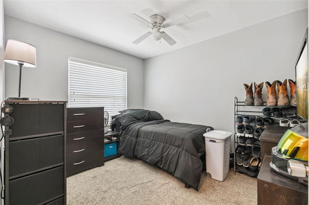 Activo con contrato: $314,999 (3 camas, 2 baños, 1066 Pies cuadrados)