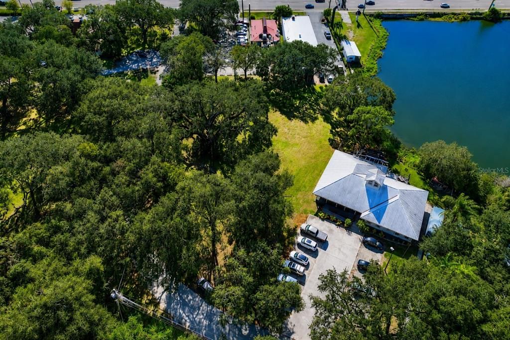 En Venta: $1,500,000 (1.72 acres)