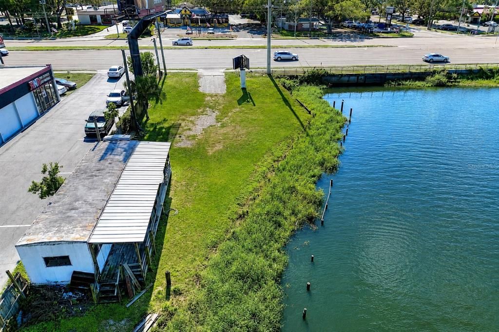 En Venta: $1,500,000 (1.72 acres)