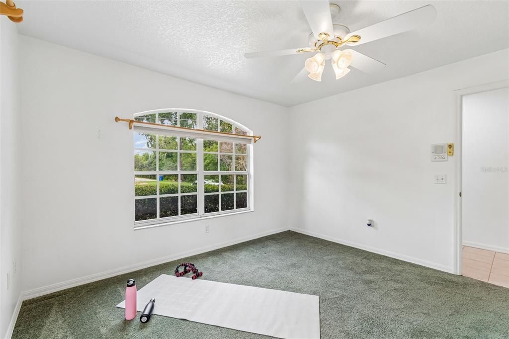 For Sale: $350,000 (2 beds, 2 baths, 1260 Square Feet)