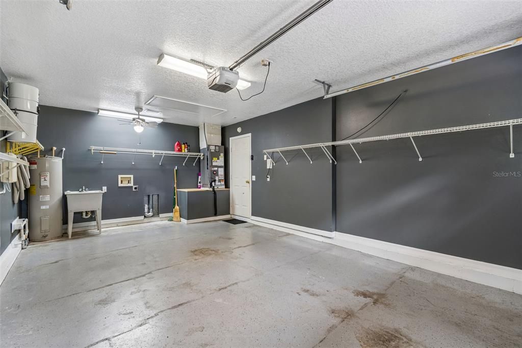 For Sale: $350,000 (2 beds, 2 baths, 1260 Square Feet)