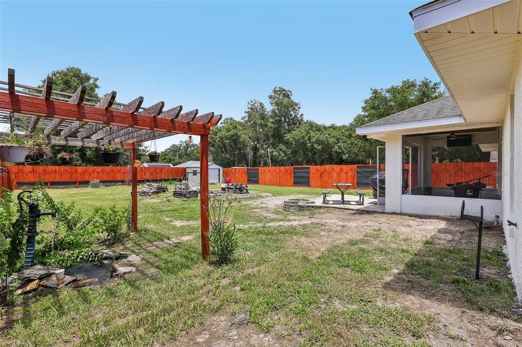 На продажу: $330,000 (3 спален, 2 ванн, 1454 Квадратных фут)