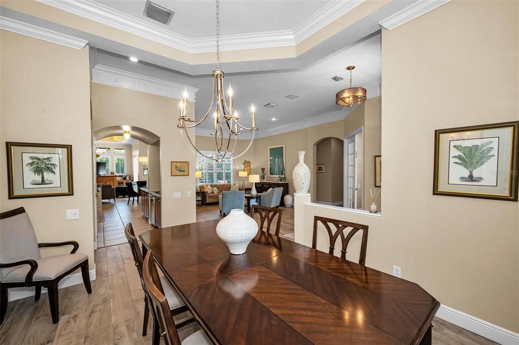 En Venta: $1,250,000 (4 camas, 4 baños, 4047 Pies cuadrados)