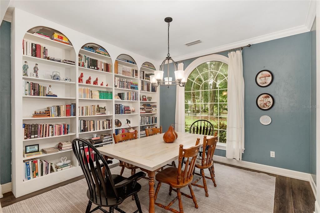 For Sale: $748,000 (4 beds, 3 baths, 3020 Square Feet)
