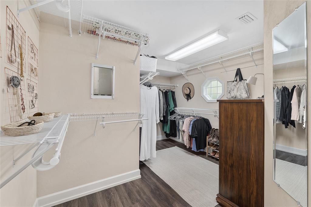 For Sale: $748,000 (4 beds, 3 baths, 3020 Square Feet)