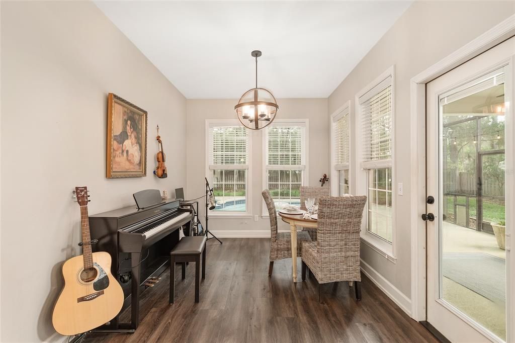 For Sale: $748,000 (4 beds, 3 baths, 3020 Square Feet)