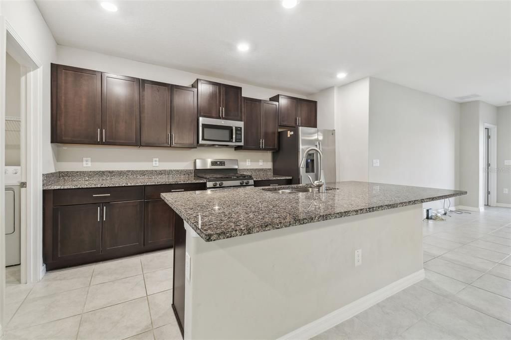For Sale: $379,900 (5 beds, 2 baths, 2415 Square Feet)