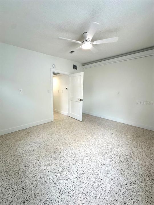For Rent: $2,100 (1 beds, 1 baths, 585 Square Feet)