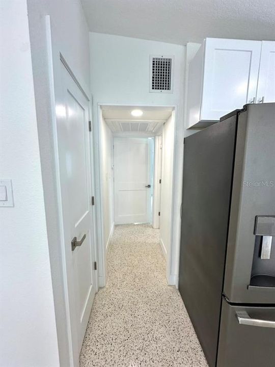 For Rent: $2,100 (1 beds, 1 baths, 585 Square Feet)