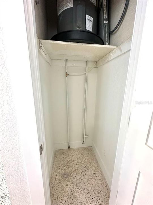 For Rent: $2,100 (1 beds, 1 baths, 585 Square Feet)
