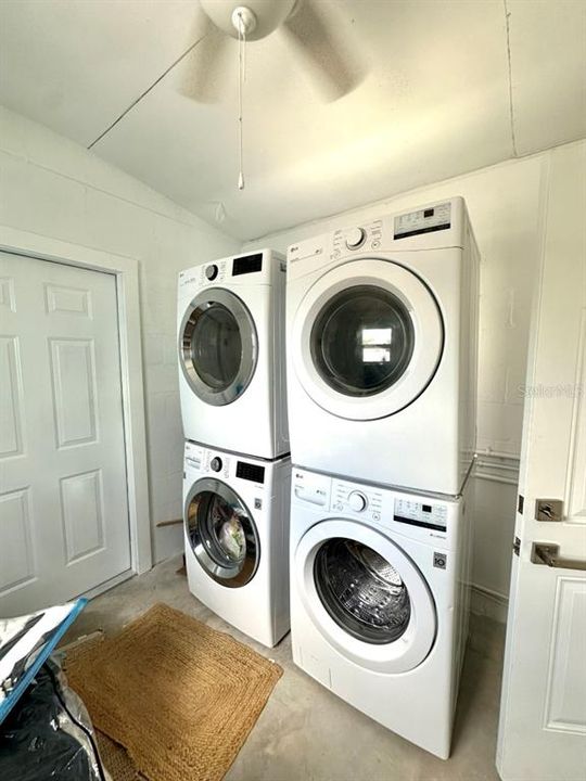 For Rent: $2,100 (1 beds, 1 baths, 585 Square Feet)