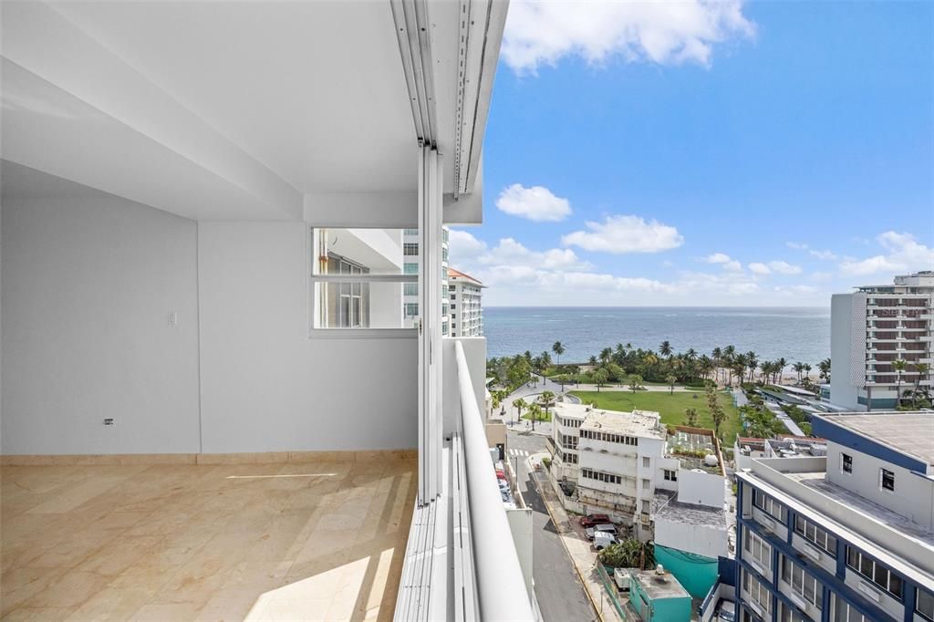 Active With Contract: $695,000 (2 beds, 2 baths, 1323 Square Feet)