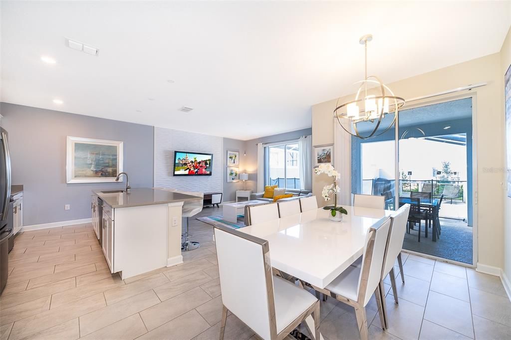 For Sale: $368,000 (4 beds, 3 baths, 1914 Square Feet)