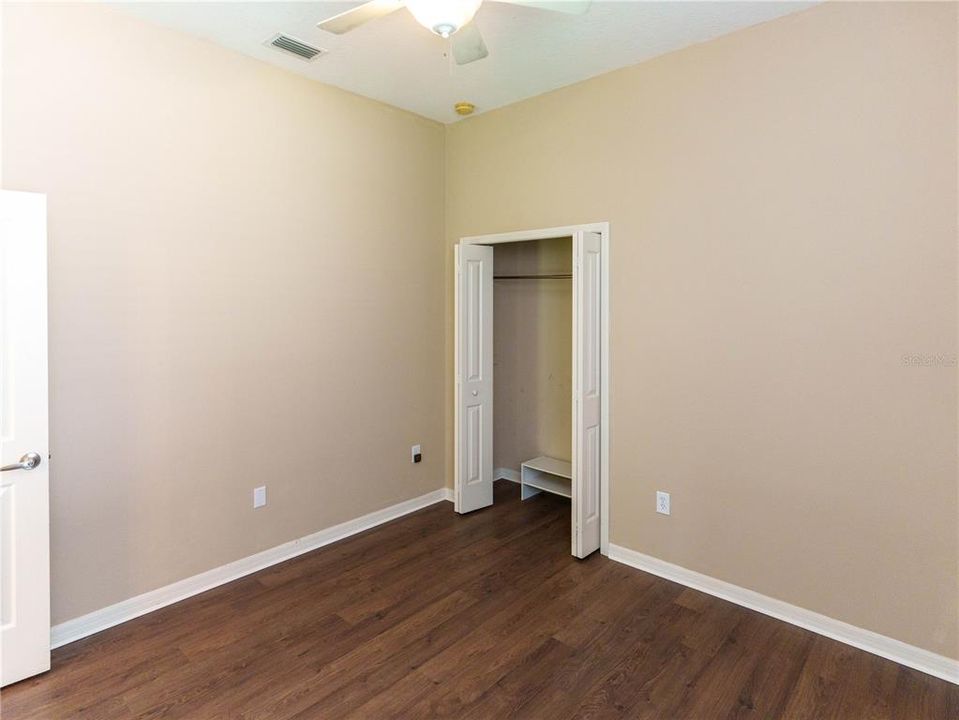 For Sale: $339,500 (4 beds, 3 baths, 2376 Square Feet)