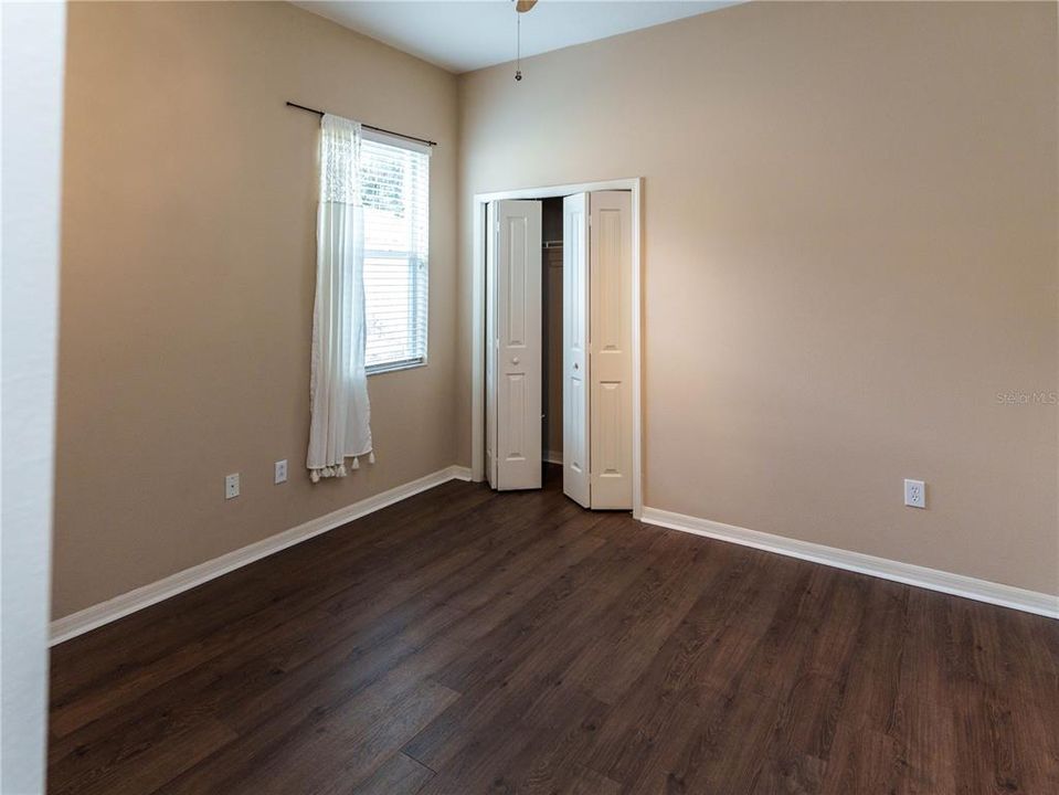 For Sale: $339,500 (4 beds, 3 baths, 2376 Square Feet)