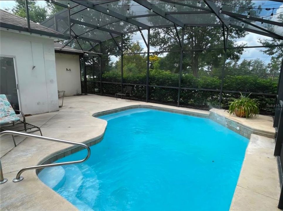 For Sale: $600,000 (4 beds, 3 baths, 2650 Square Feet)