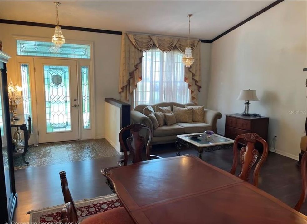 For Sale: $600,000 (4 beds, 3 baths, 2650 Square Feet)