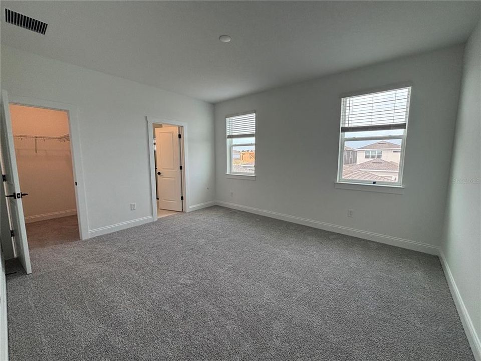 В аренду: $3,400 (4 спален, 3 ванн, 2700 Квадратных фут)