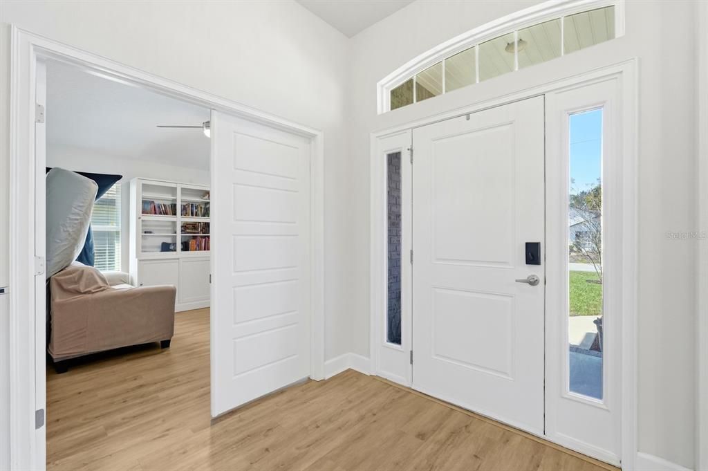 En Venta: $410,000 (4 camas, 3 baños, 2479 Pies cuadrados)