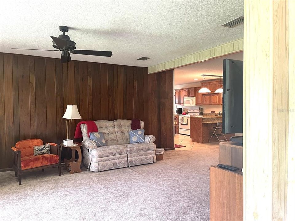 En Venta: $380,000 (3 camas, 2 baños, 1464 Pies cuadrados)