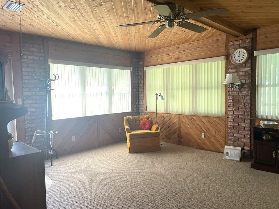 En Venta: $380,000 (3 camas, 2 baños, 1464 Pies cuadrados)