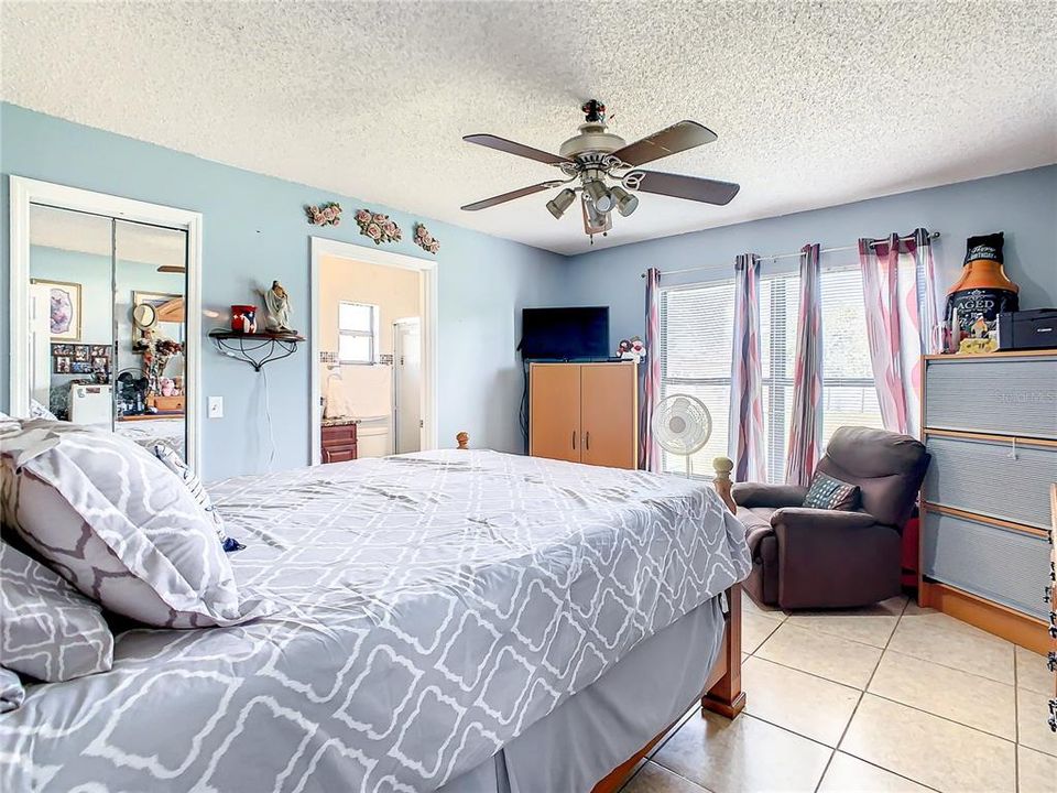 В аренду: $1,850 (3 спален, 2 ванн, 1266 Квадратных фут)