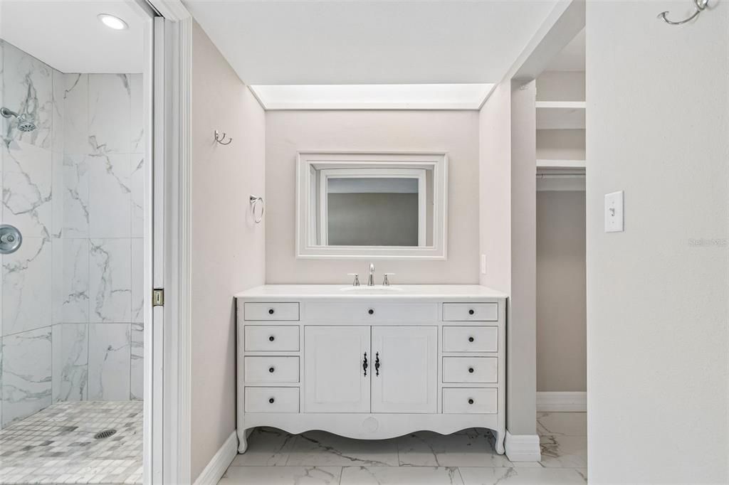 For Sale: $459,900 (3 beds, 2 baths, 1537 Square Feet)