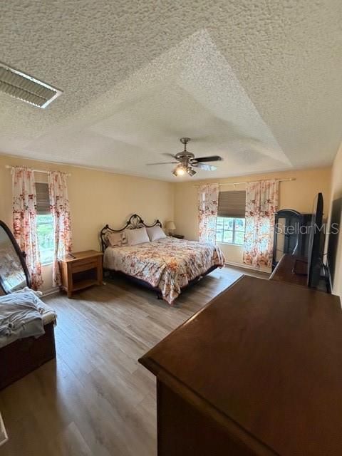 For Sale: $625,000 (4 beds, 3 baths, 2973 Square Feet)