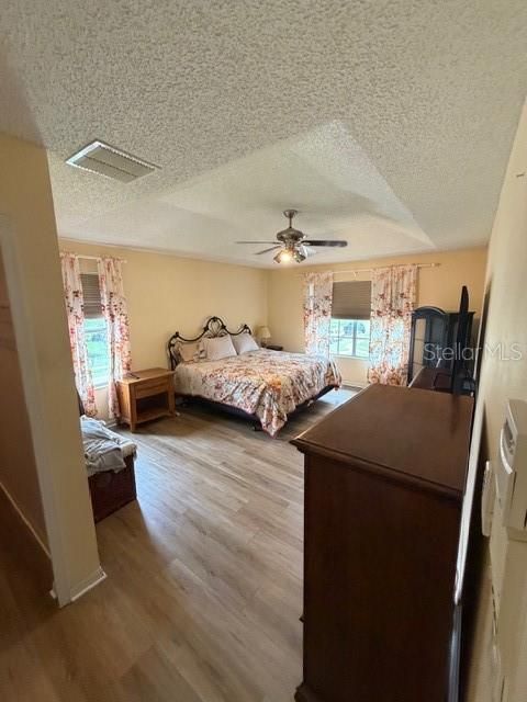 For Sale: $625,000 (4 beds, 3 baths, 2973 Square Feet)