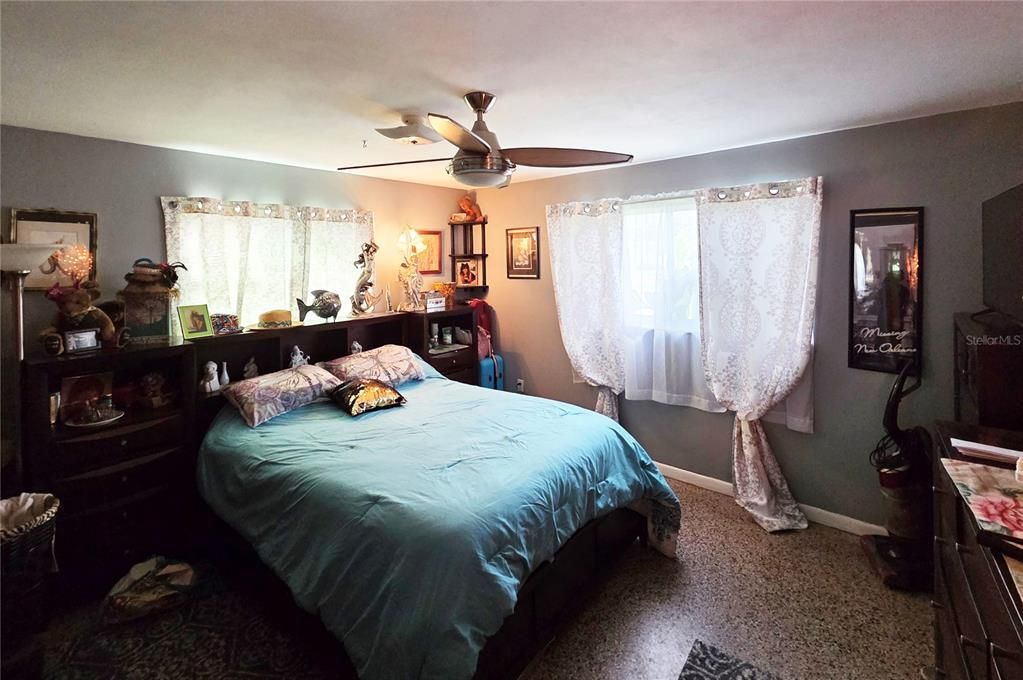En Venta: $329,924 (2 camas, 1 baños, 1130 Pies cuadrados)