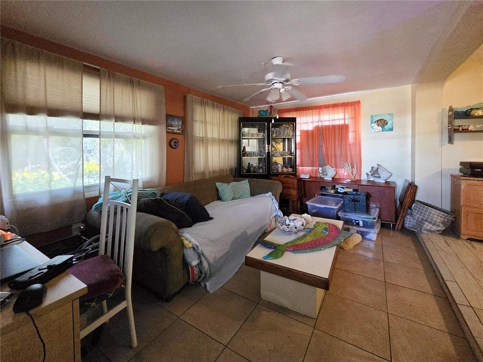 En Venta: $329,924 (2 camas, 1 baños, 1130 Pies cuadrados)