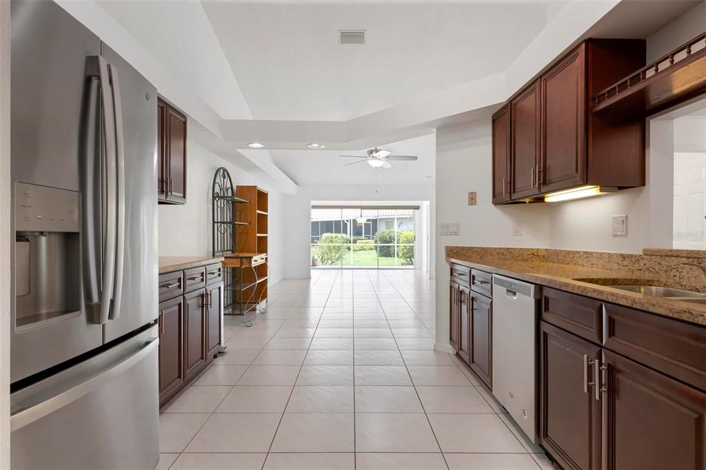 En Venta: $324,900 (3 camas, 2 baños, 1944 Pies cuadrados)