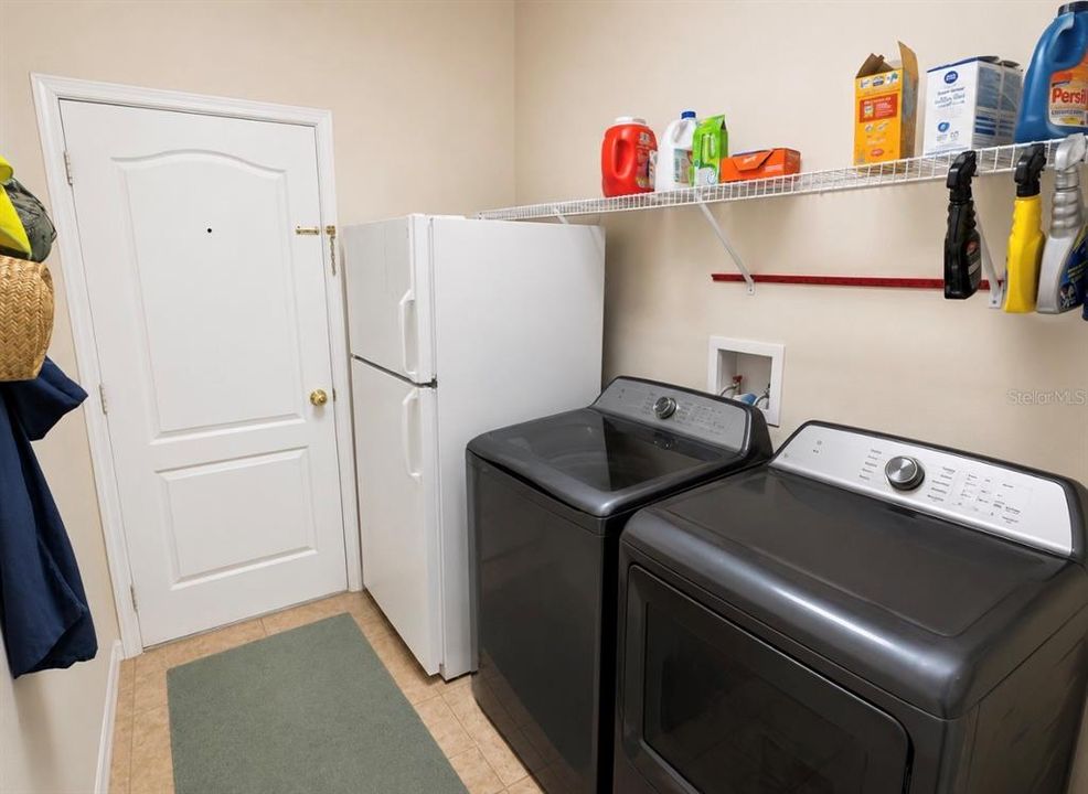 For Sale: $420,000 (3 beds, 2 baths, 1770 Square Feet)