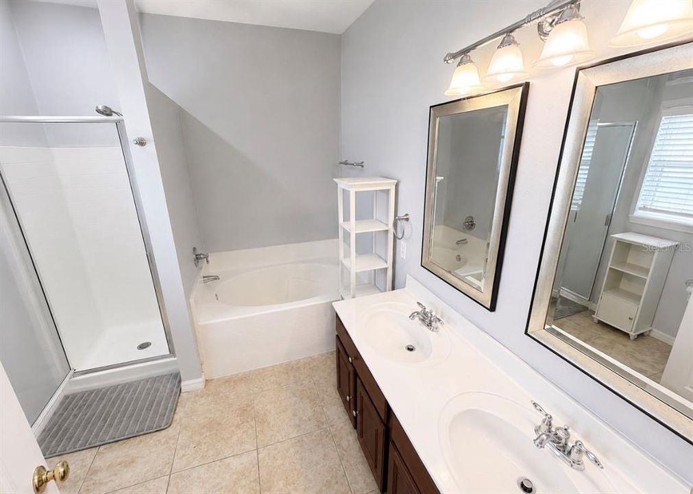 For Sale: $420,000 (3 beds, 2 baths, 1770 Square Feet)