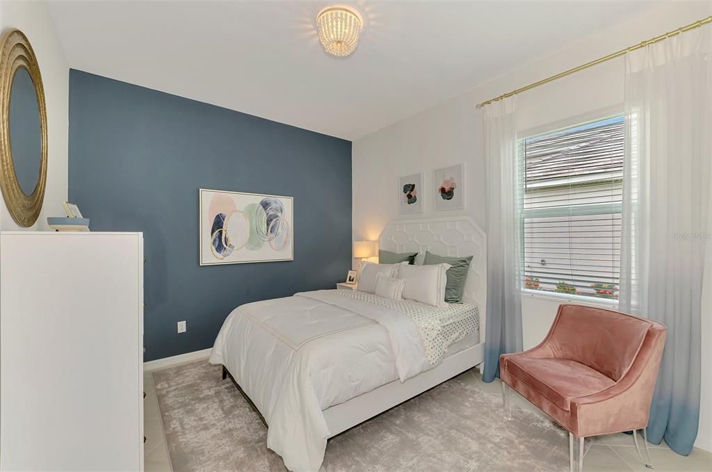 Active With Contract: $863,096 (3 beds, 3 baths, 2651 Square Feet)