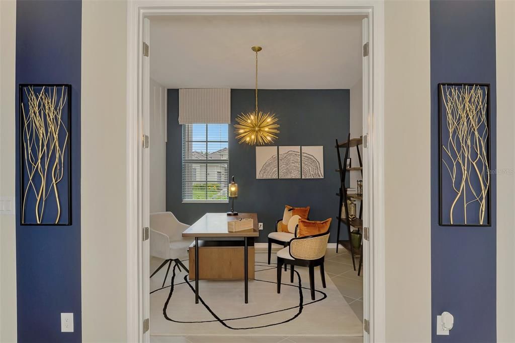 Active With Contract: $863,096 (3 beds, 3 baths, 2651 Square Feet)