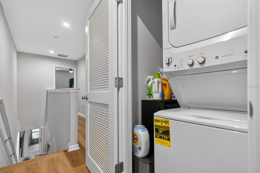 For Sale: $289,999 (3 beds, 2 baths, 1440 Square Feet)