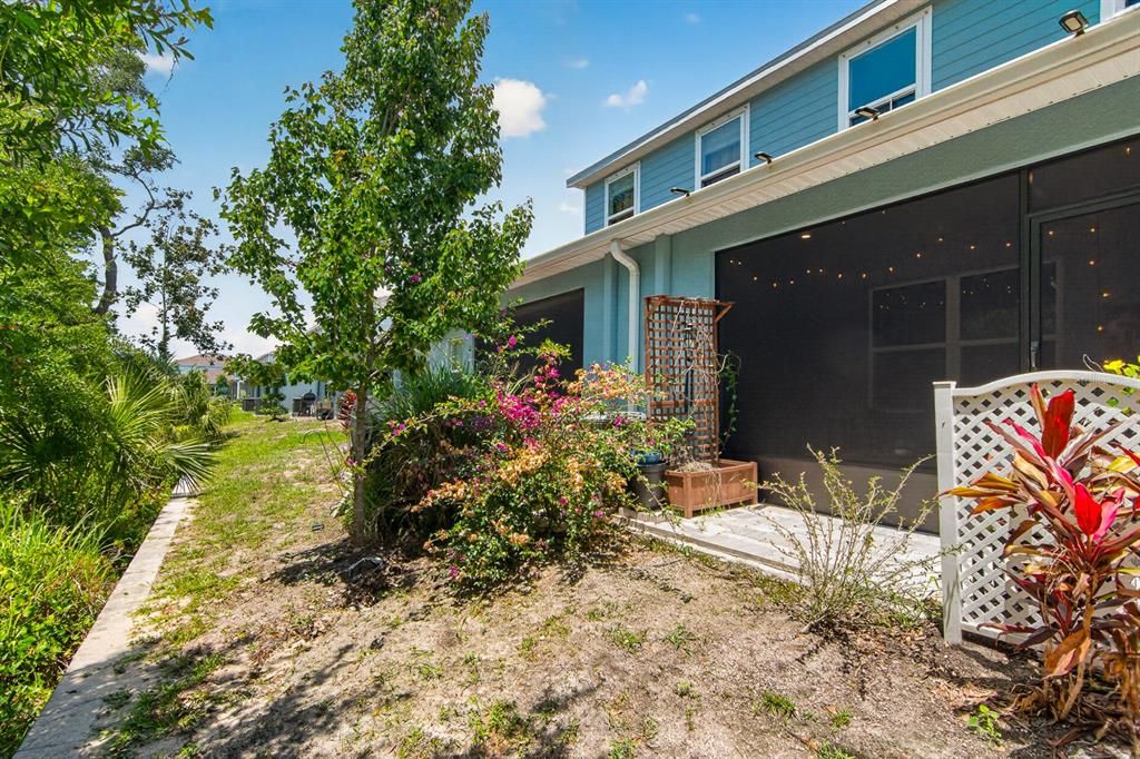 For Sale: $289,999 (3 beds, 2 baths, 1440 Square Feet)