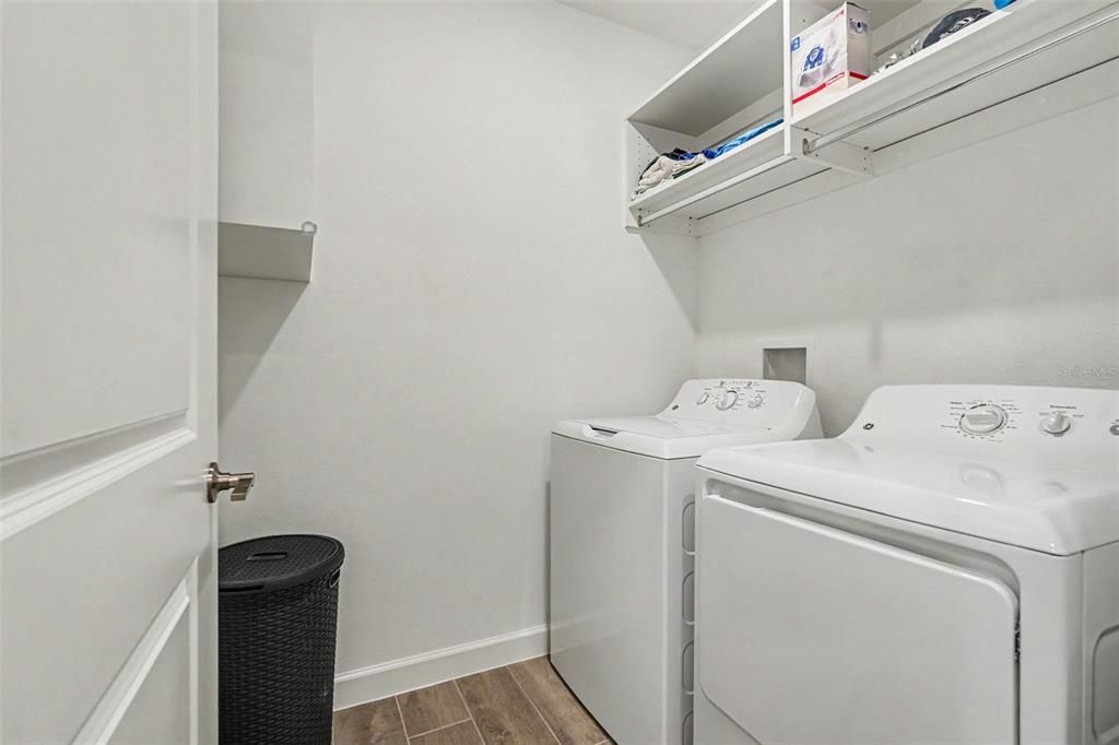 For Sale: $339,000 (2 beds, 2 baths, 1747 Square Feet)