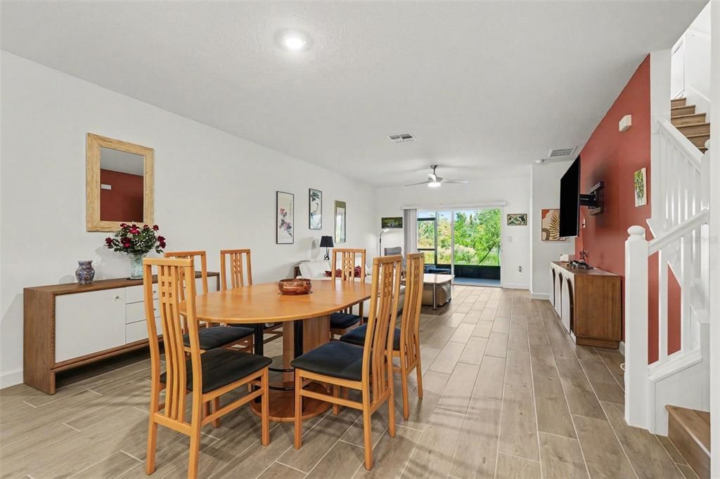 For Sale: $339,000 (2 beds, 2 baths, 1747 Square Feet)