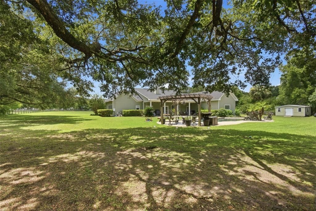 For Sale: $799,500 (3 beds, 2 baths, 2294 Square Feet)